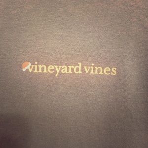 vineyard vines long sleeve T shirt
